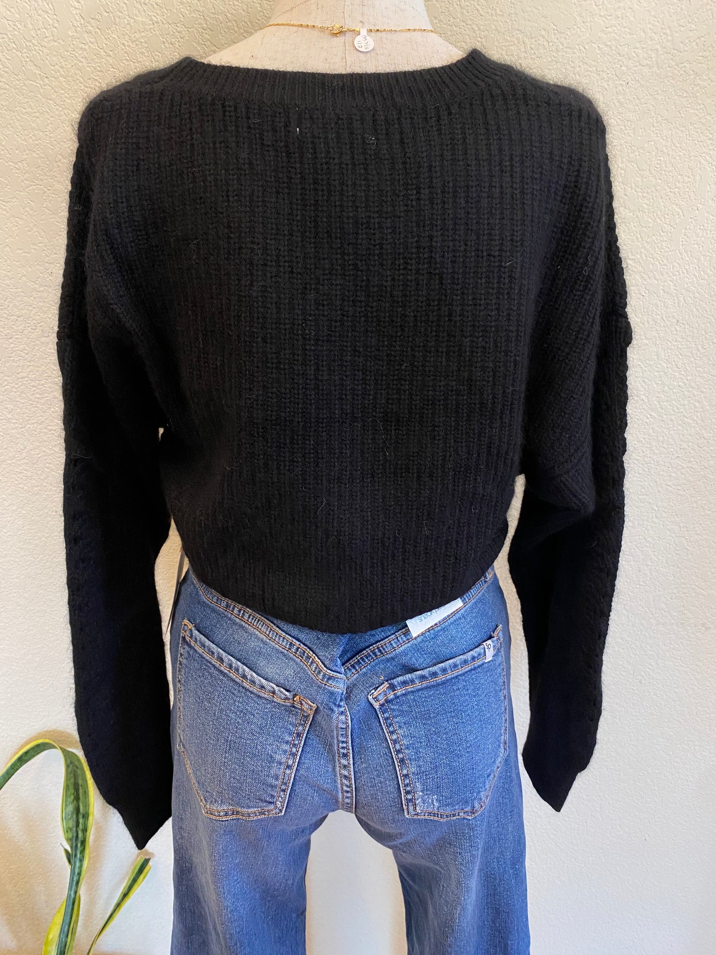 MCKENNA CROPPED SWEATER