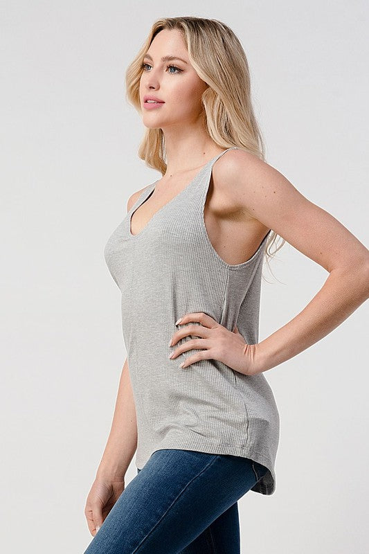JO SLEEVELESS TOP