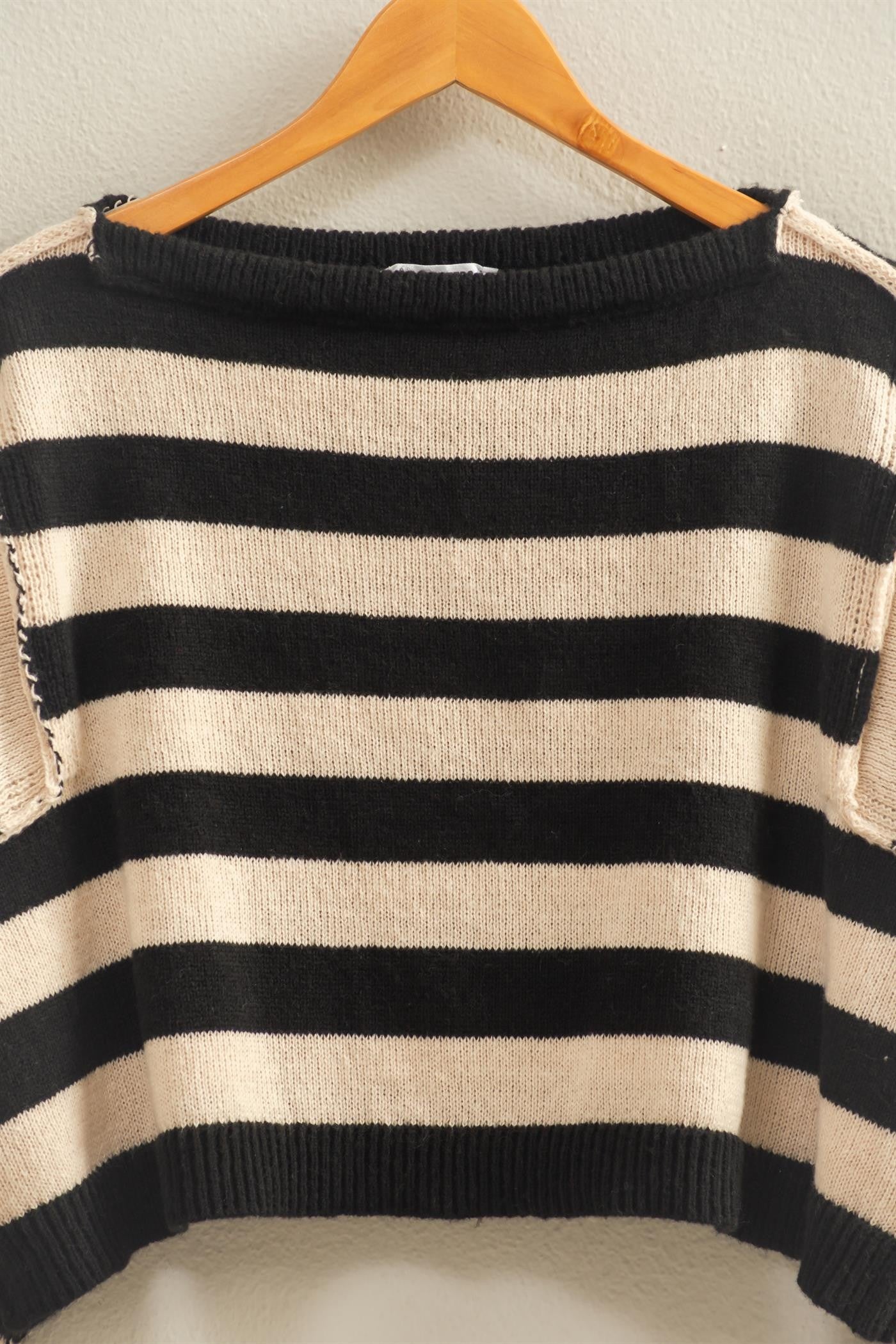 BRIAR CROPPED SWEATER