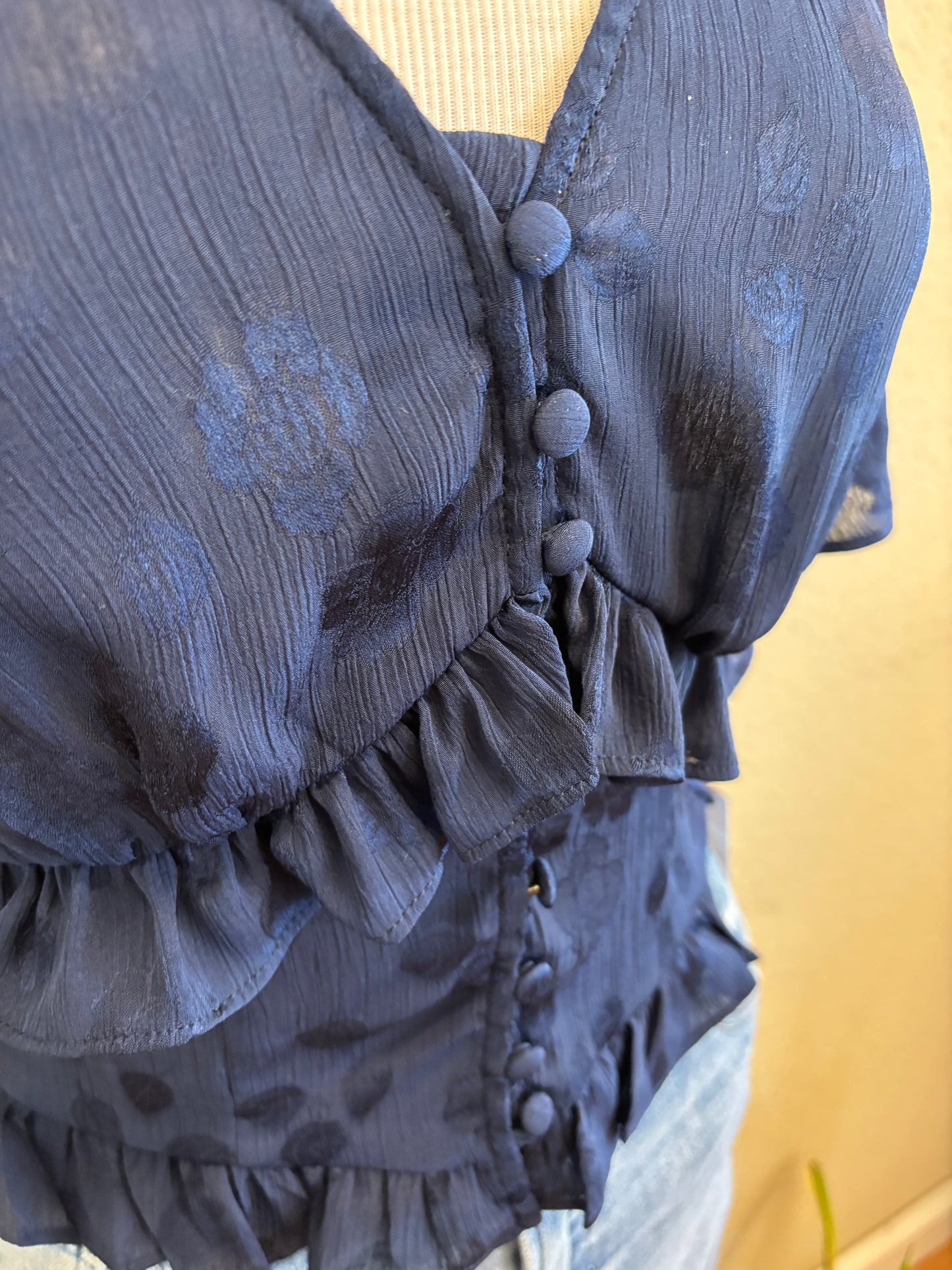 MIRA CROPPED BLOUSE