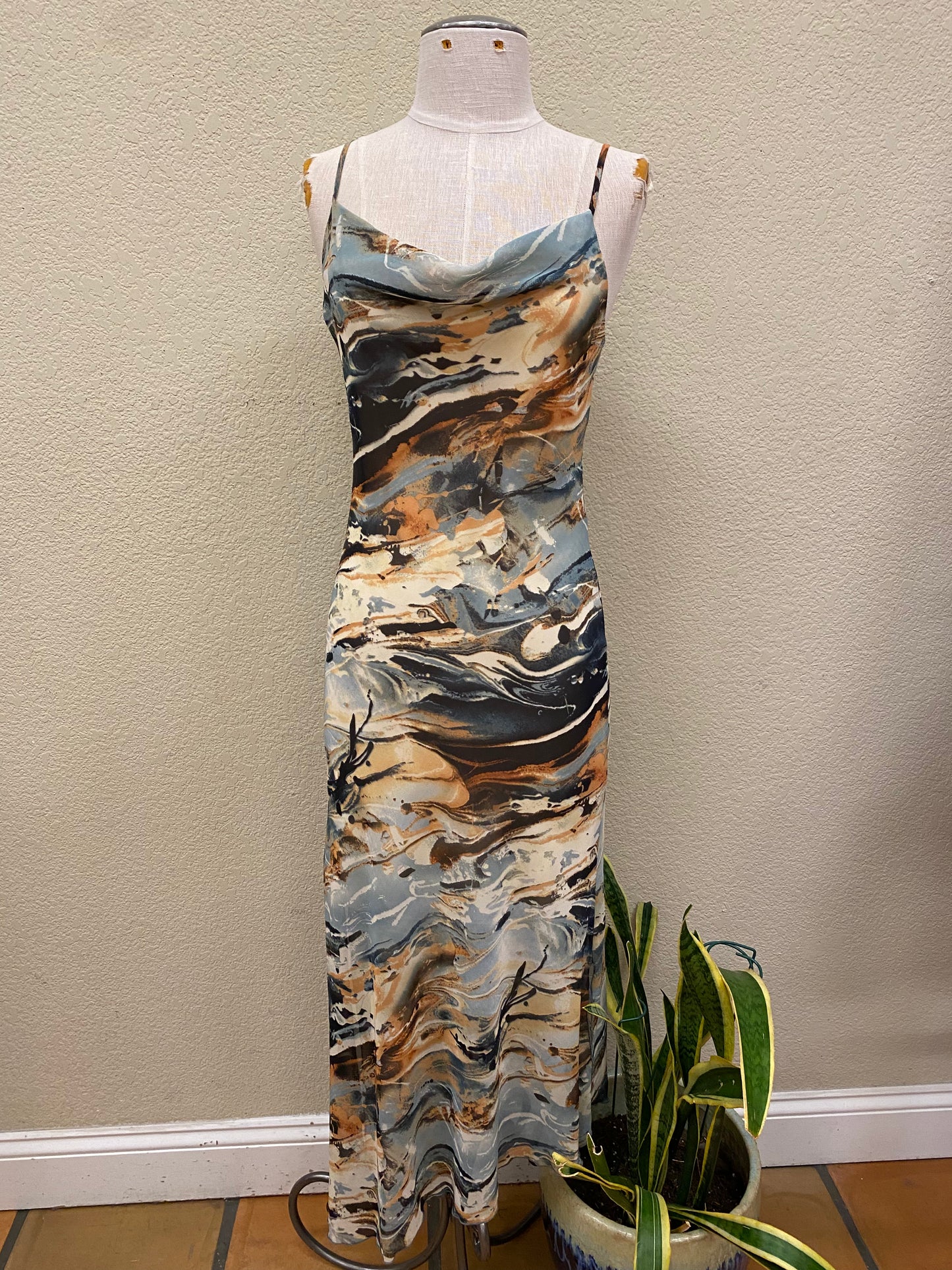 ROCHELLE MIDI DRESS