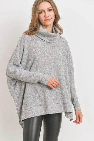 OLIVIA TURTLENECK