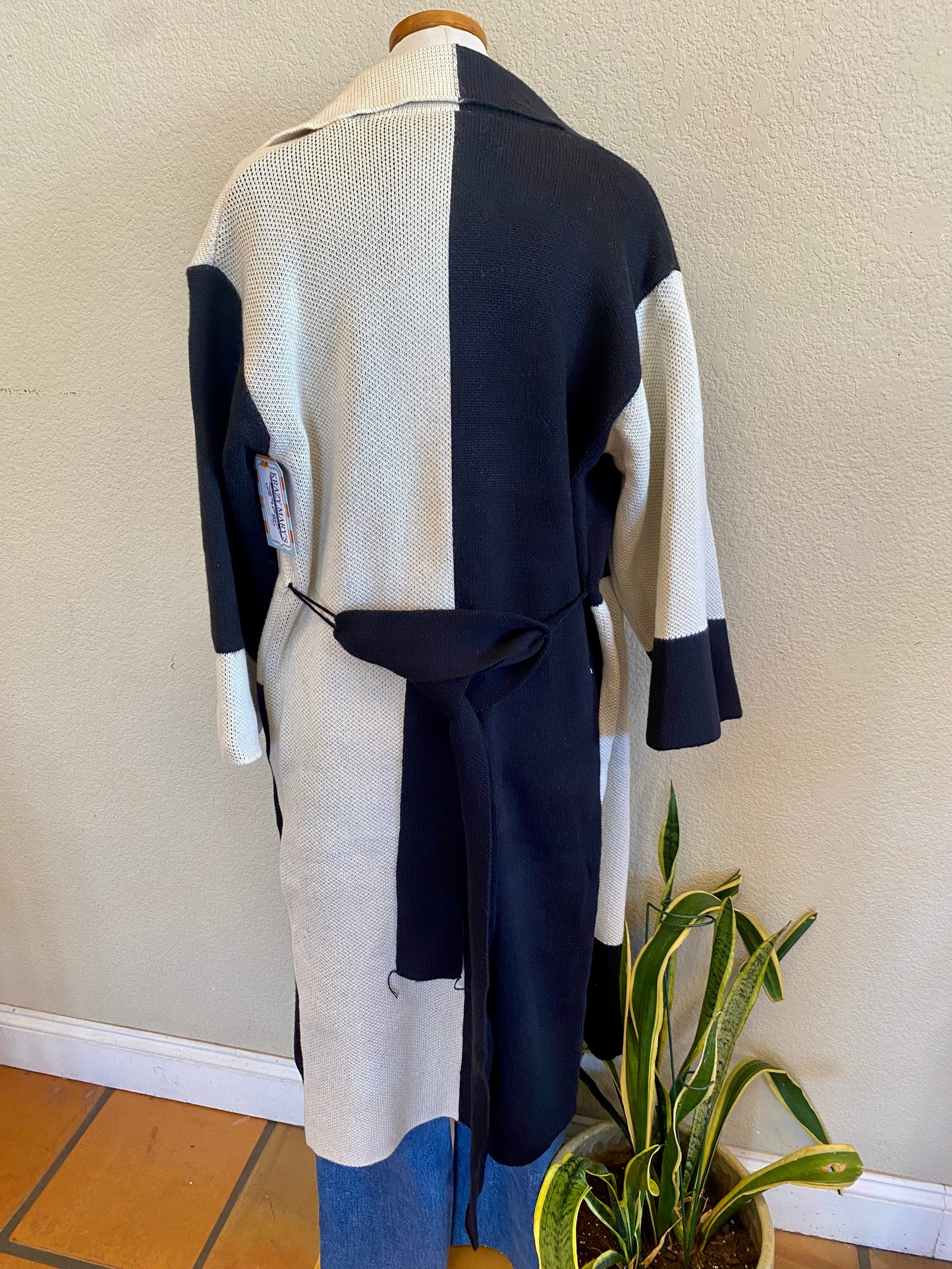 LISA COLORBLOCK SWEATER