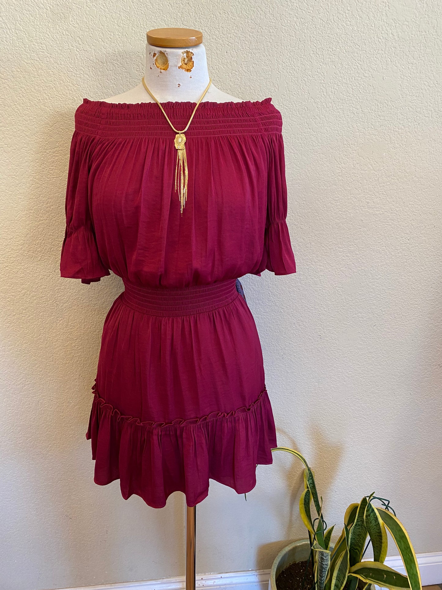 TIA OFF THE SHOULDER DRESS