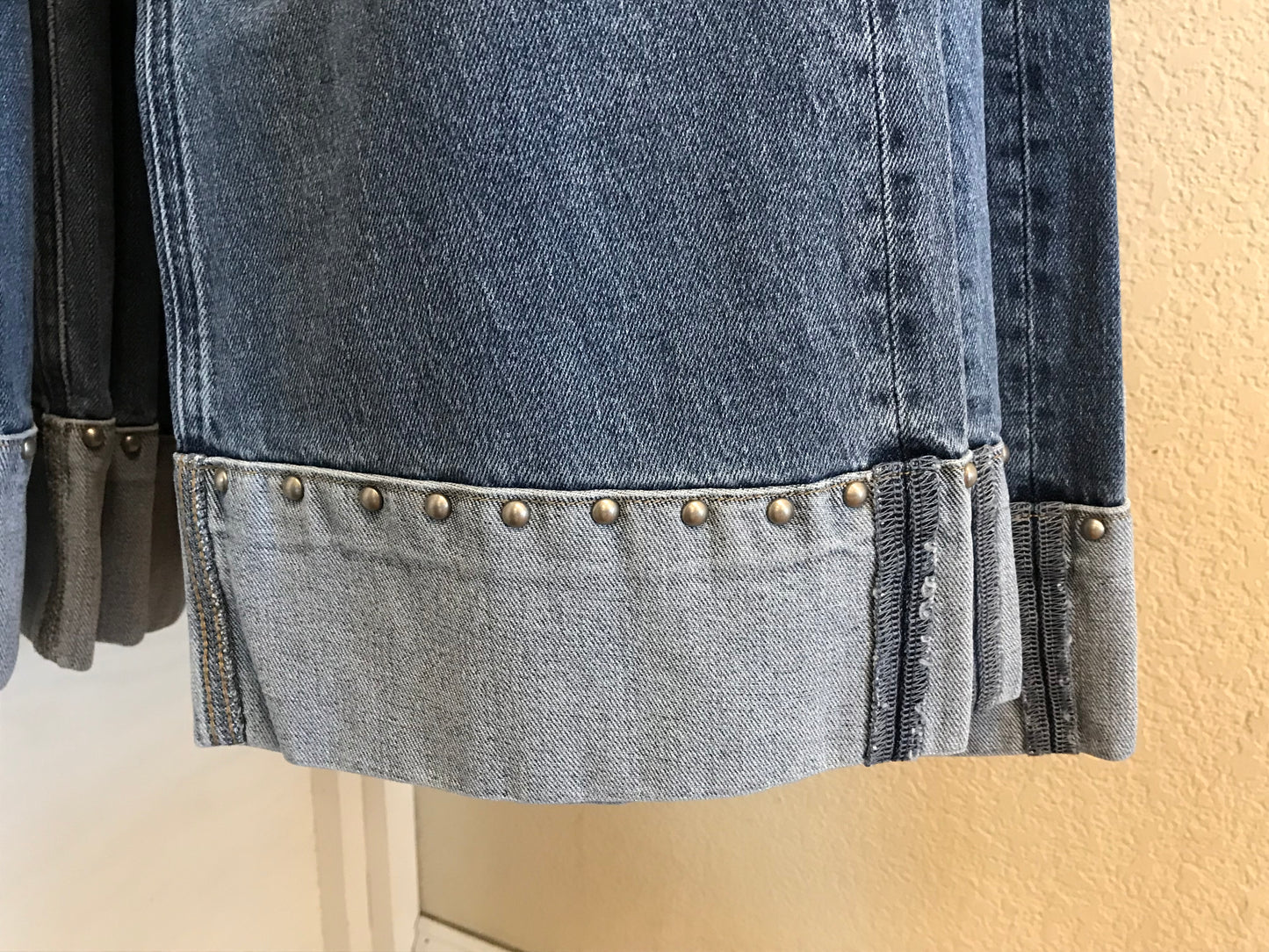 PARKER DENIM WITH STUDS