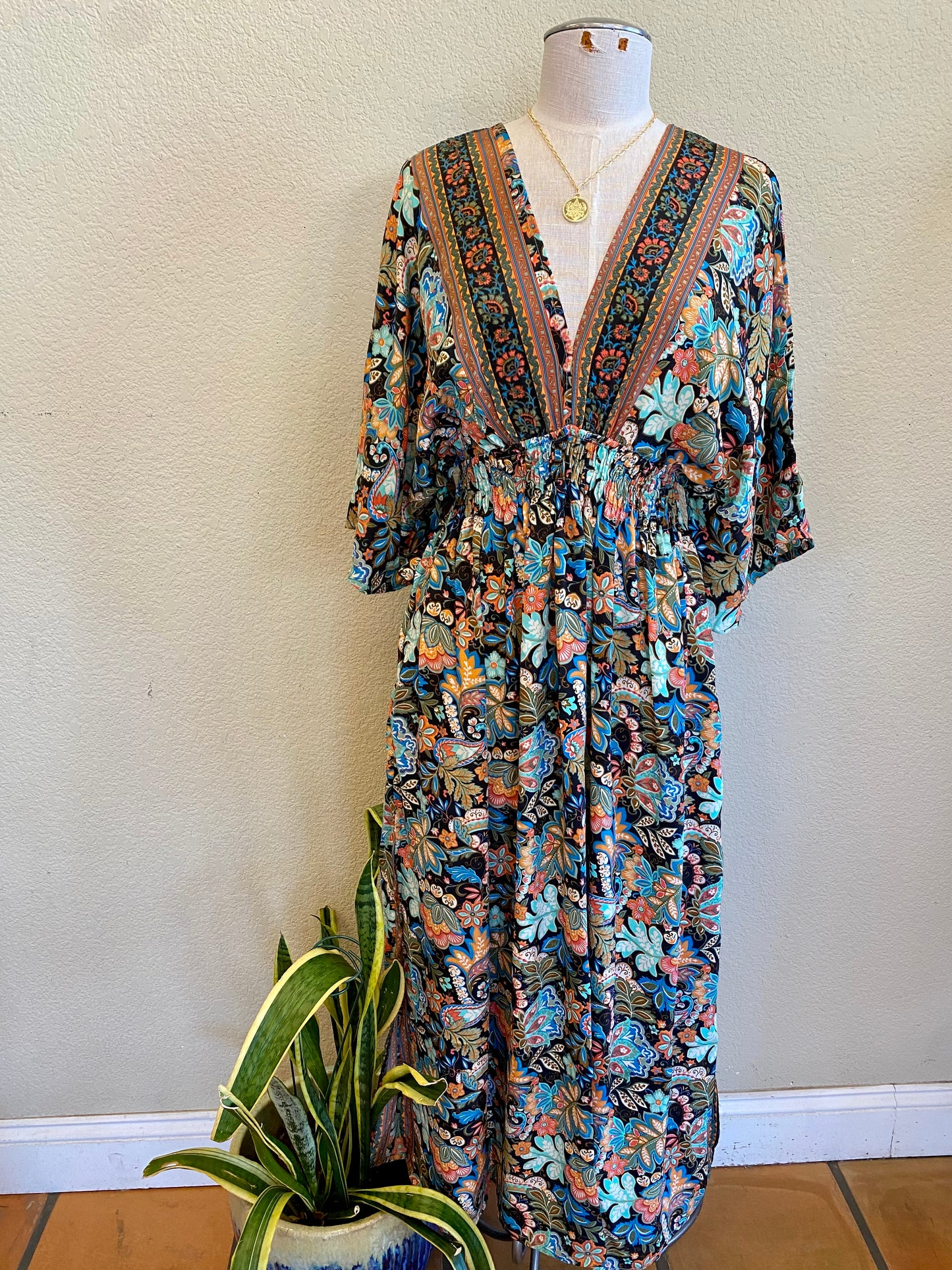 FREYA MIDI DRESS