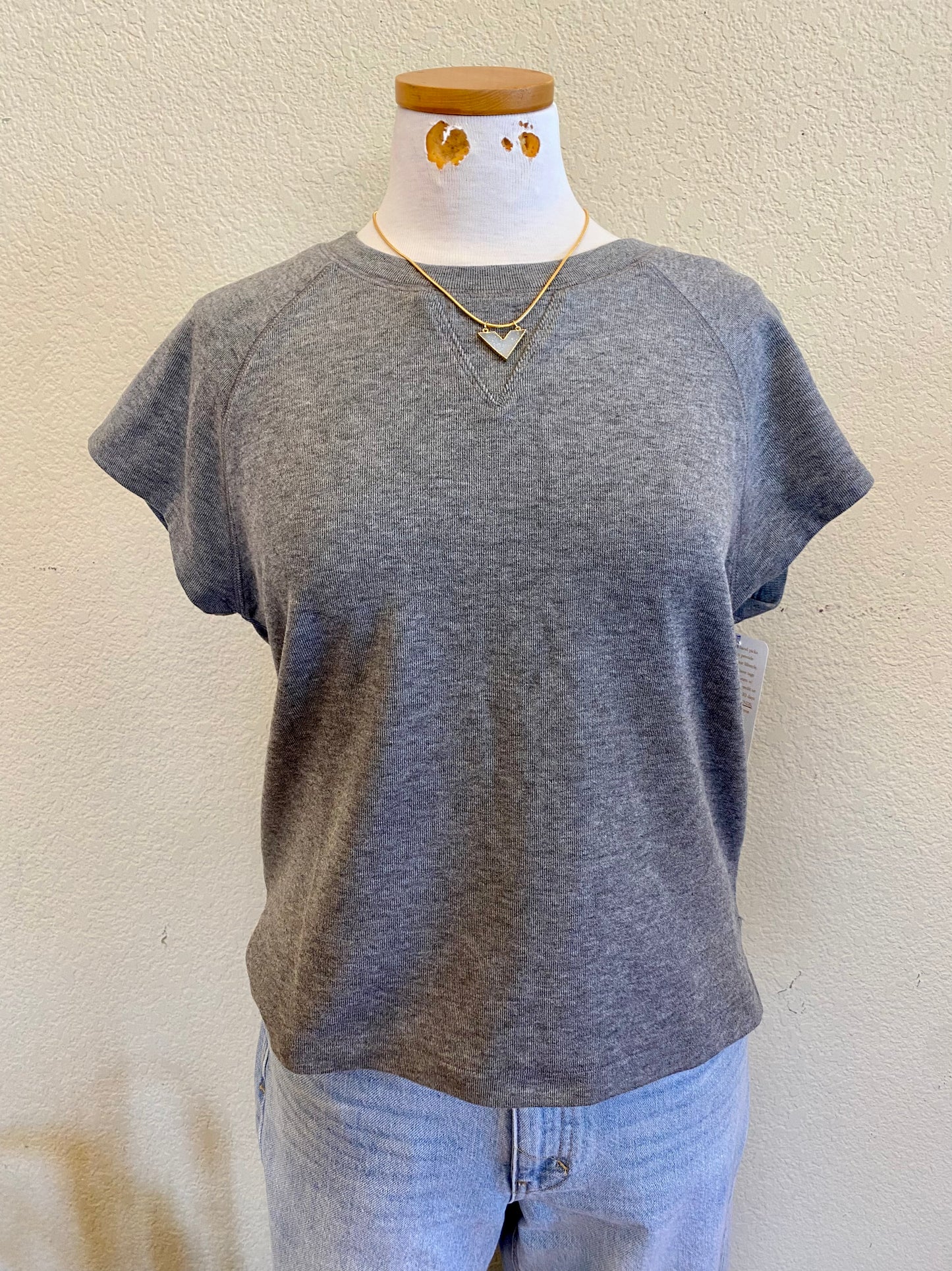 NORA RAGLAN TOP