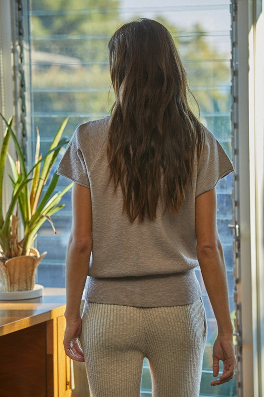 VANNA SLEEVELESS KNIT SWEATER