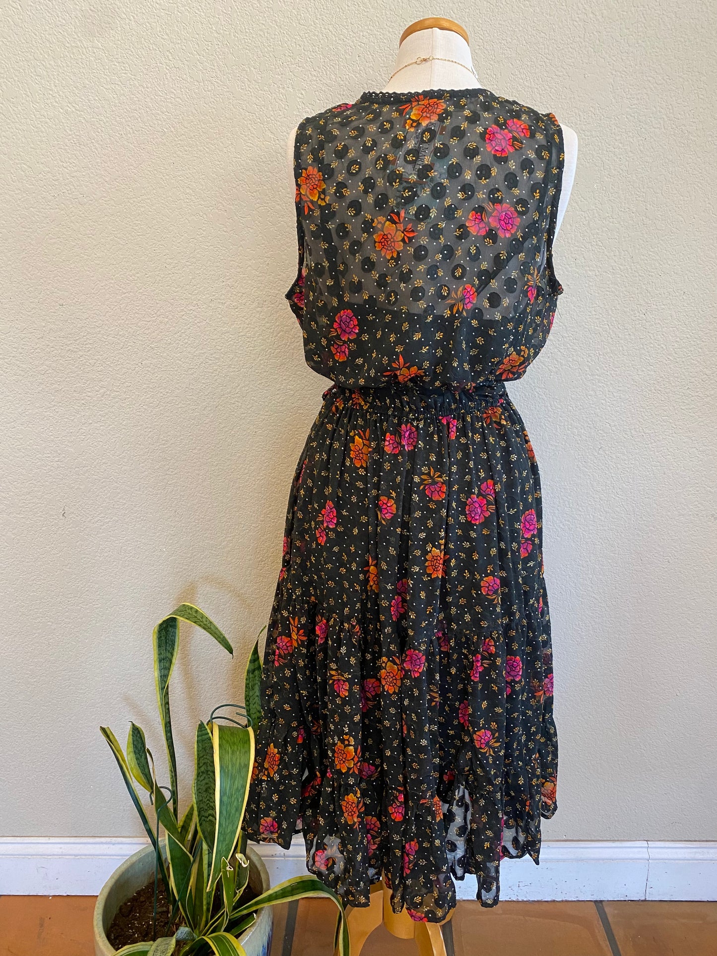 ADDISON SLEEVELESS DRESS