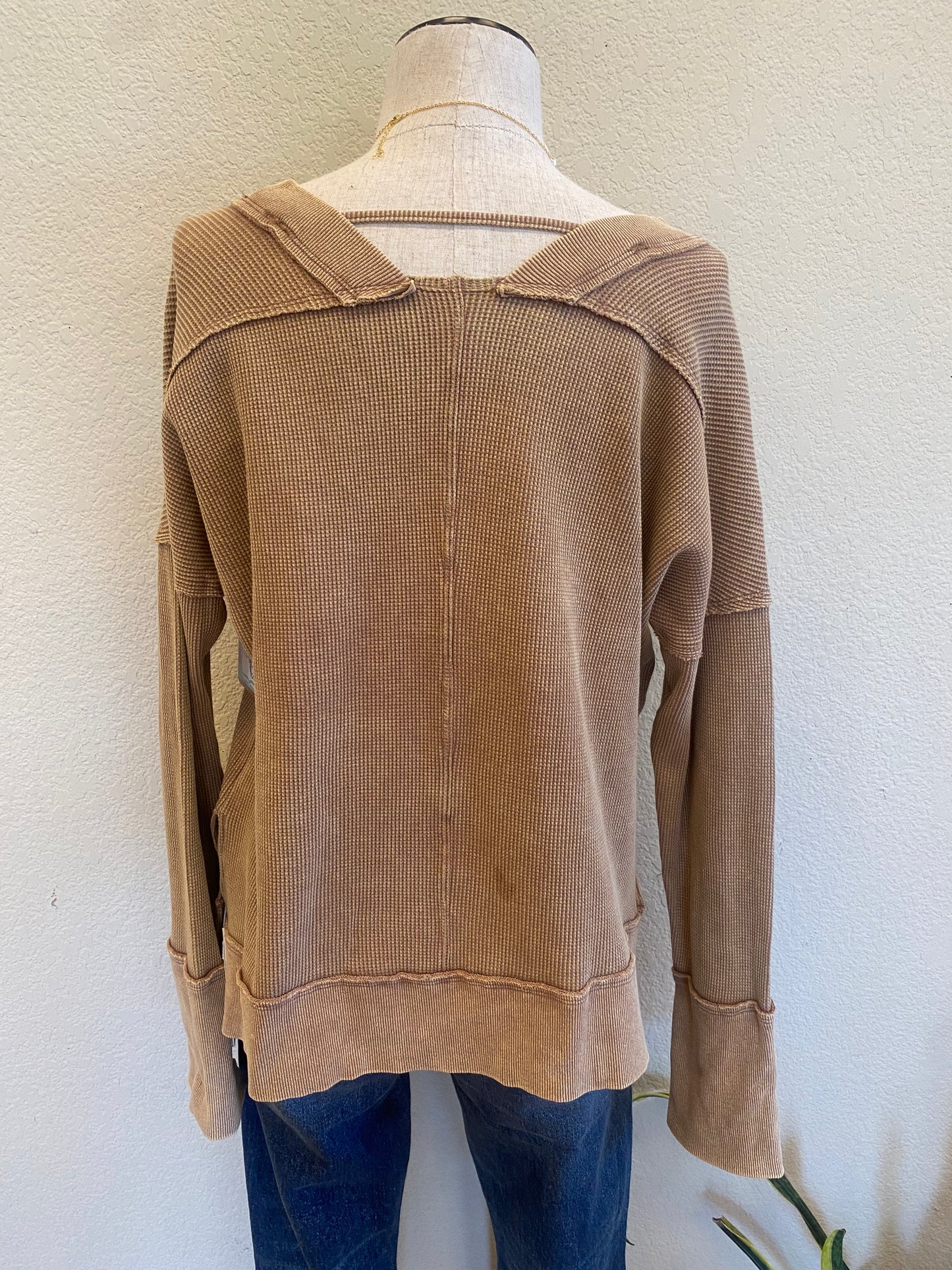 AVA THERMAL TOP