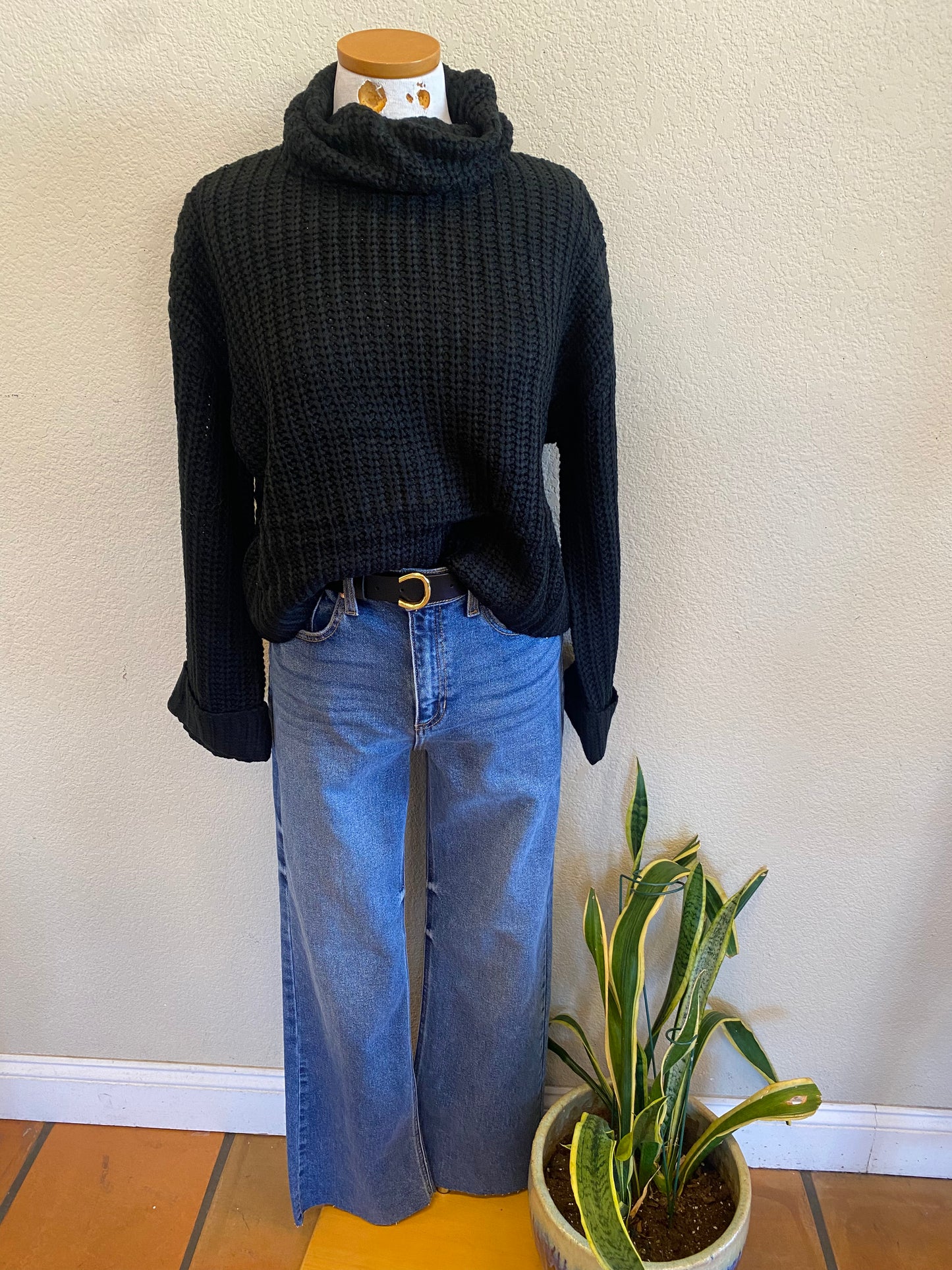 LEA SWEATER