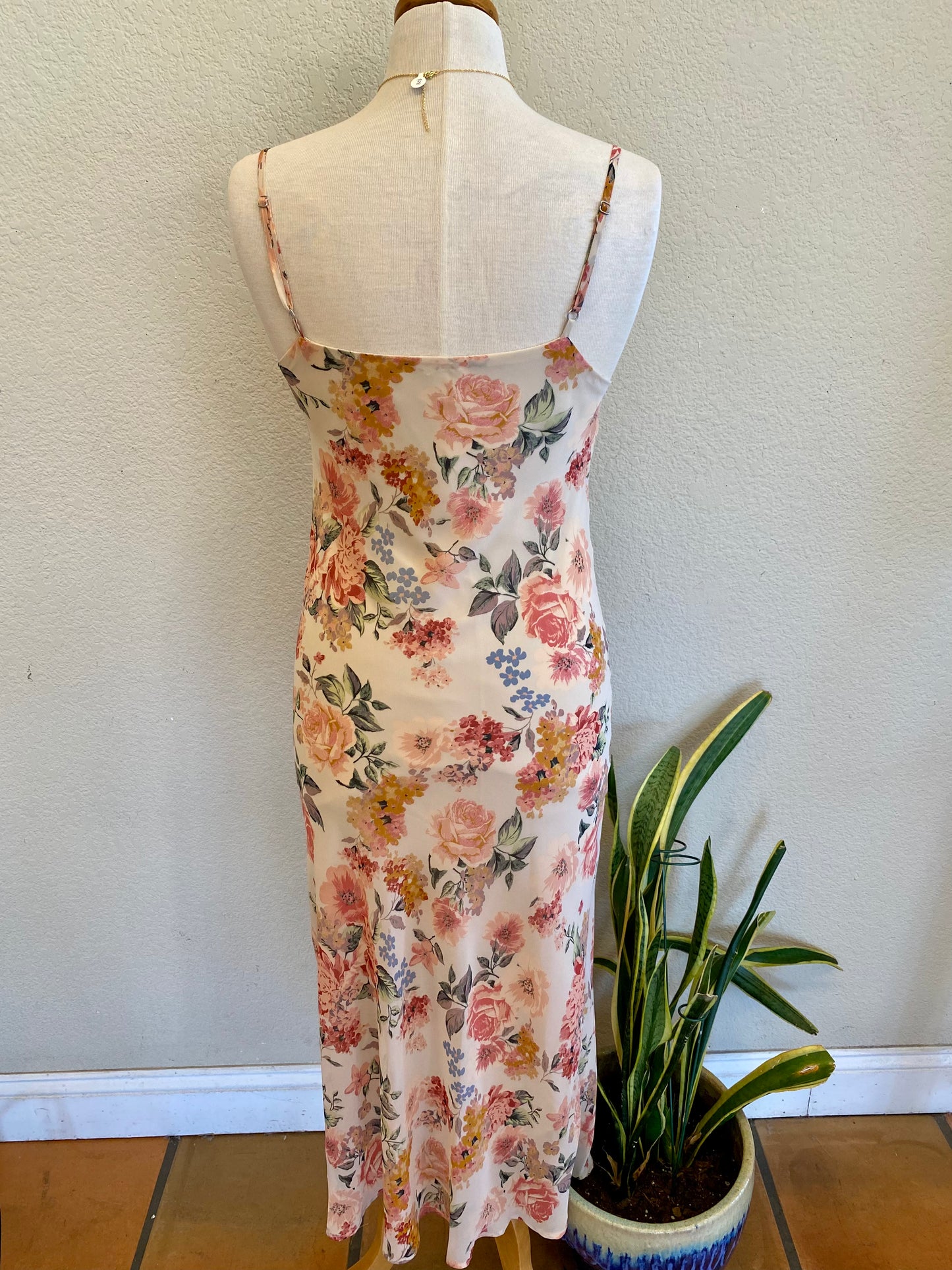 ROCHELLE FLORAL DRESS