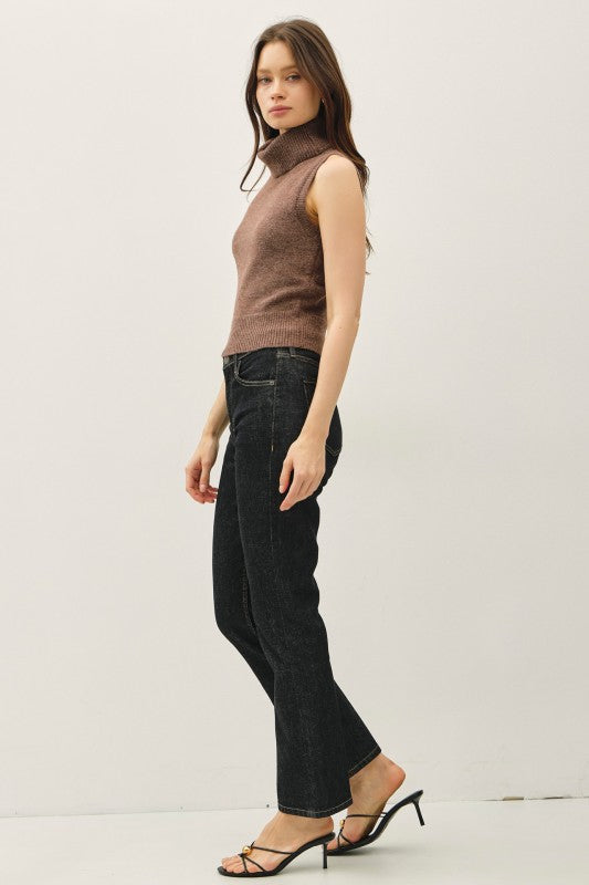 DANIELLE SLEEVELESS TURTLENECK