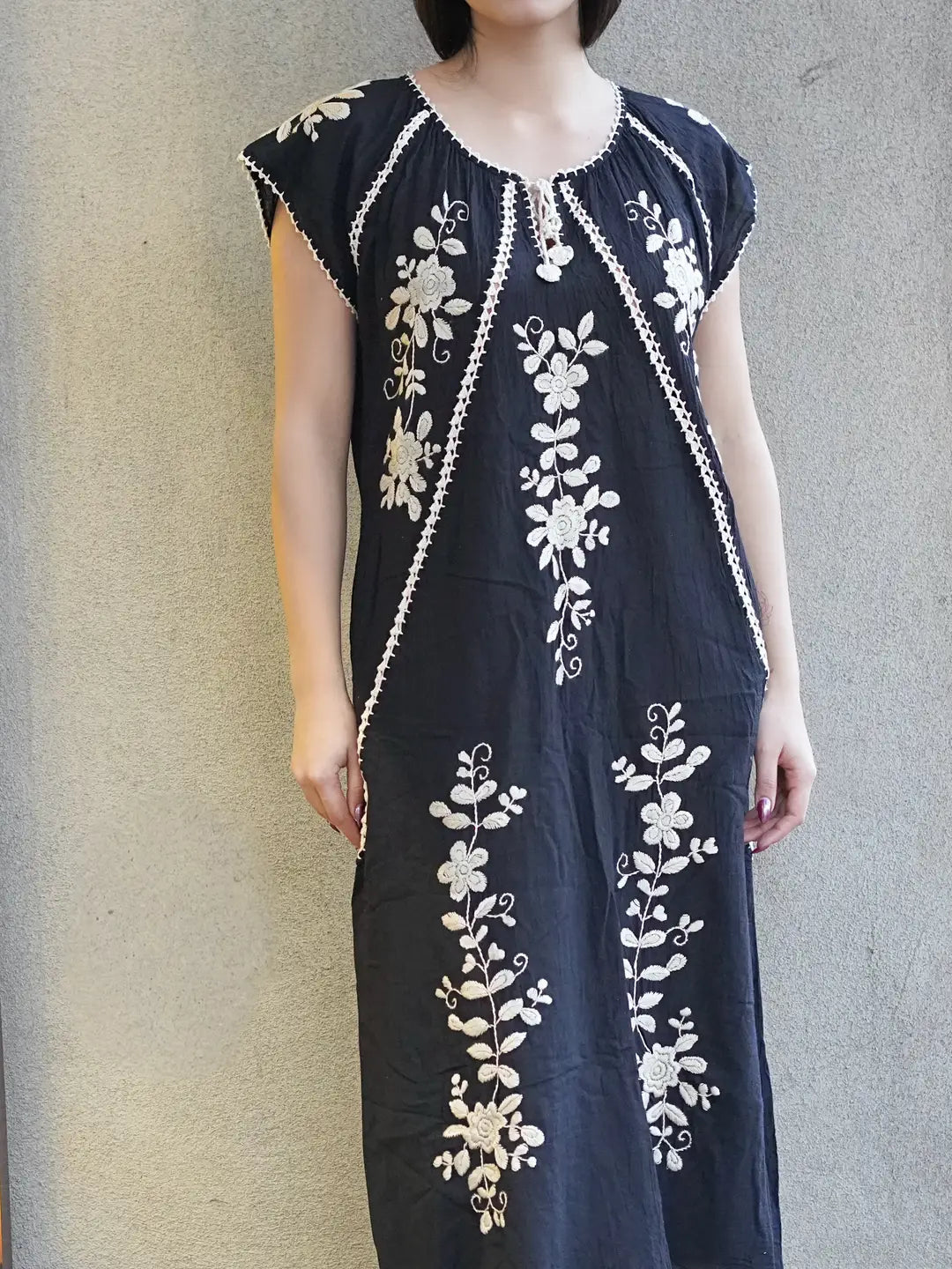 CLEMENTINE EMBROIDERED DRESS