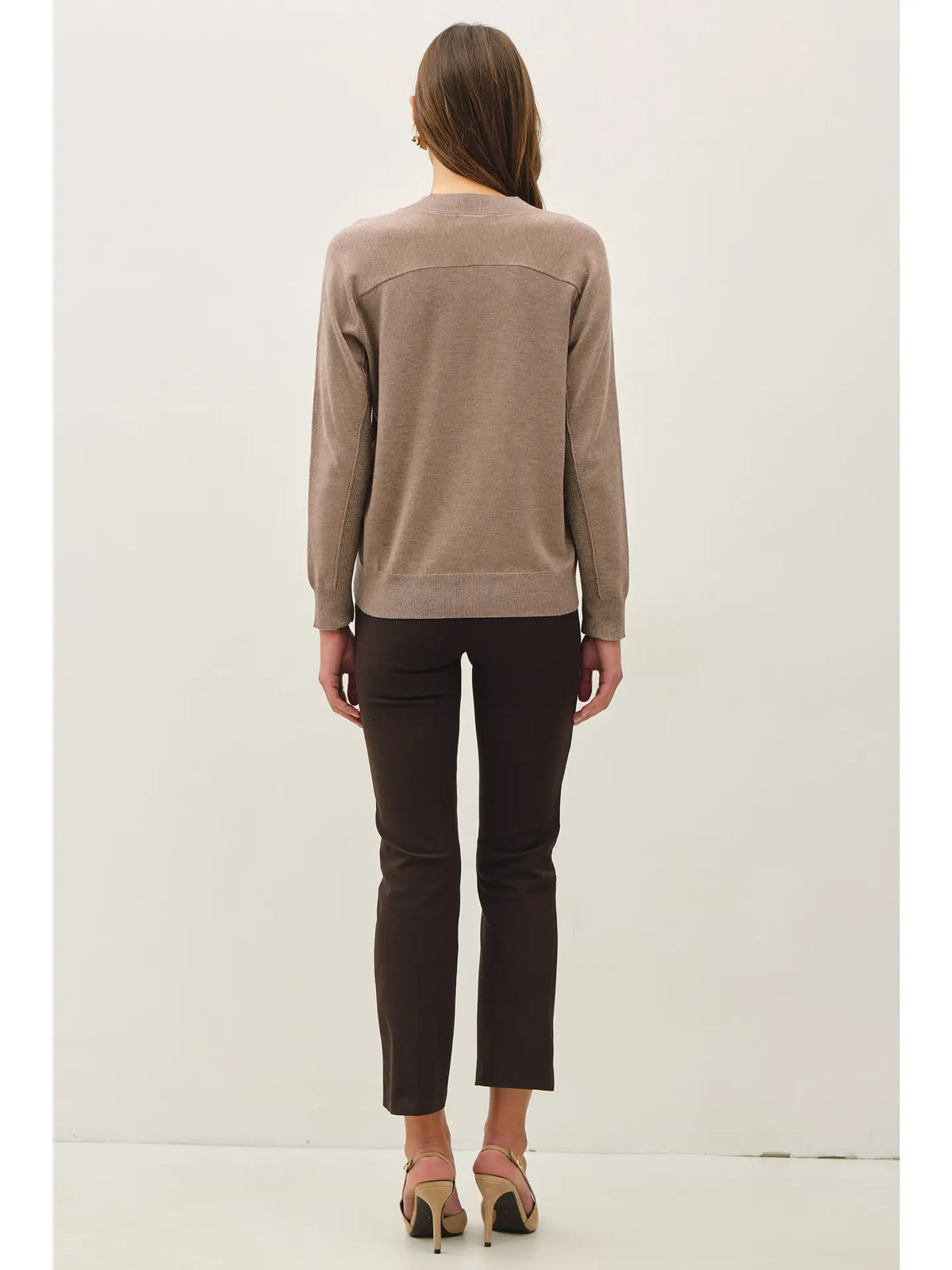 EFFIE V NECK SWEATER