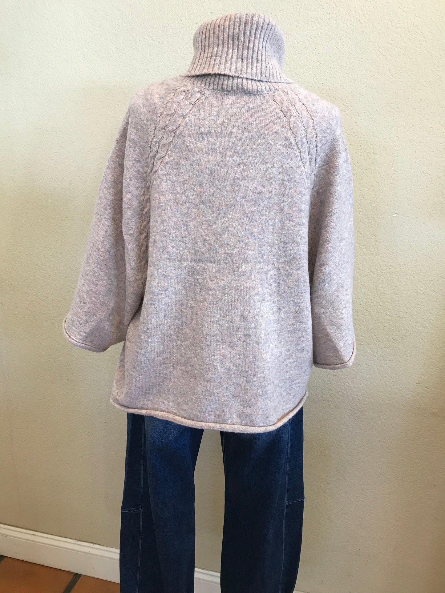 ELLIE TURTLENECK SWEATER