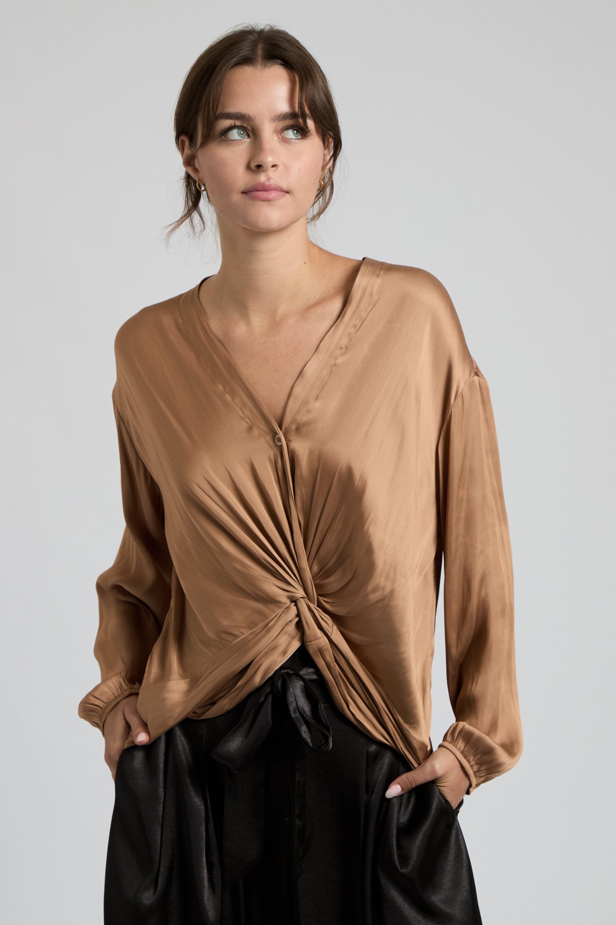 LANEY TWIST FRONT BLOUSE