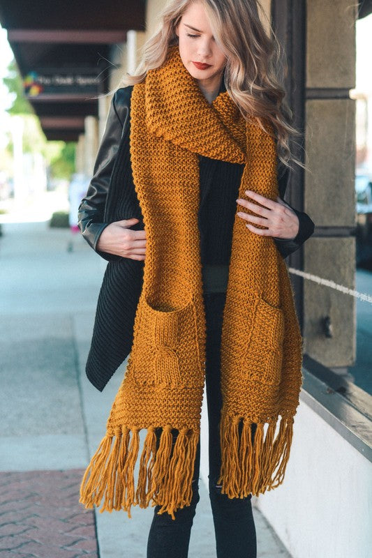 KNIT SCARF WITH POCKETS