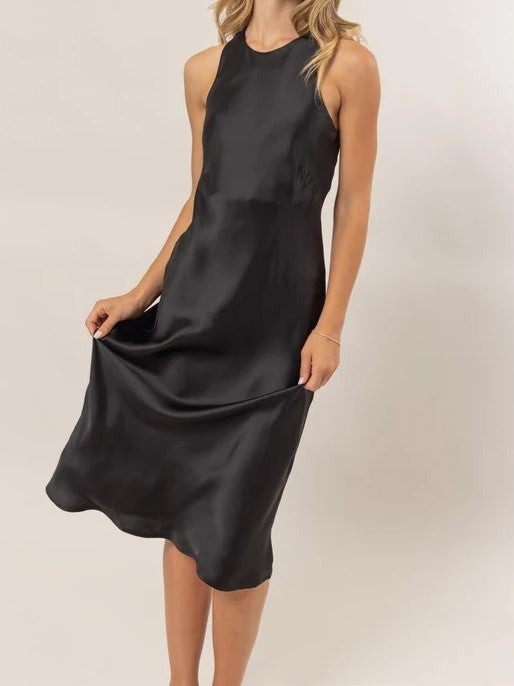 AMBER SLEEVELESS SATIN DRESS