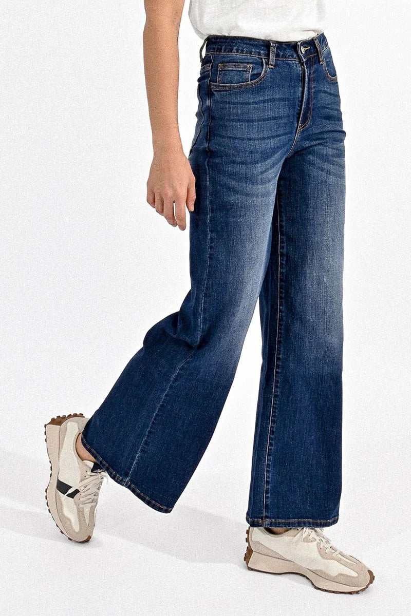 SARAH STRAIGHT LEG DENIM