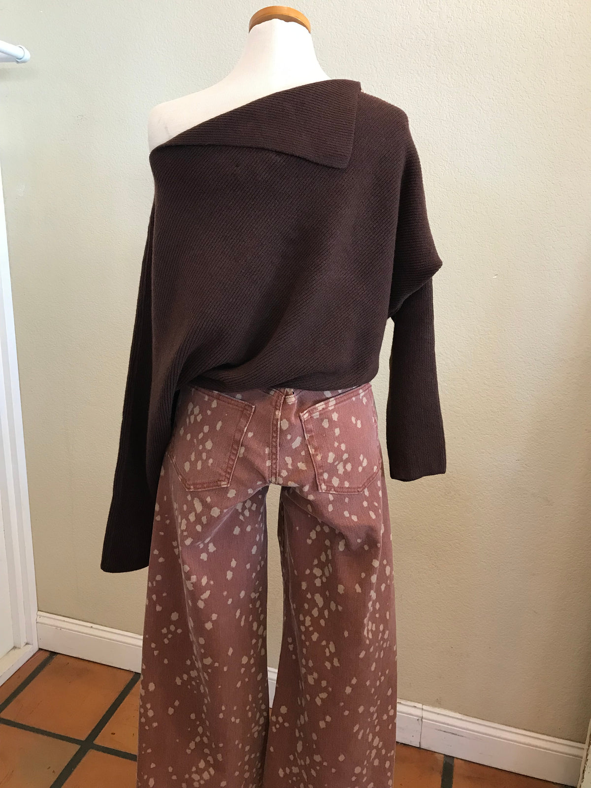 MARGOT ASYMMETRICAL SWEATER