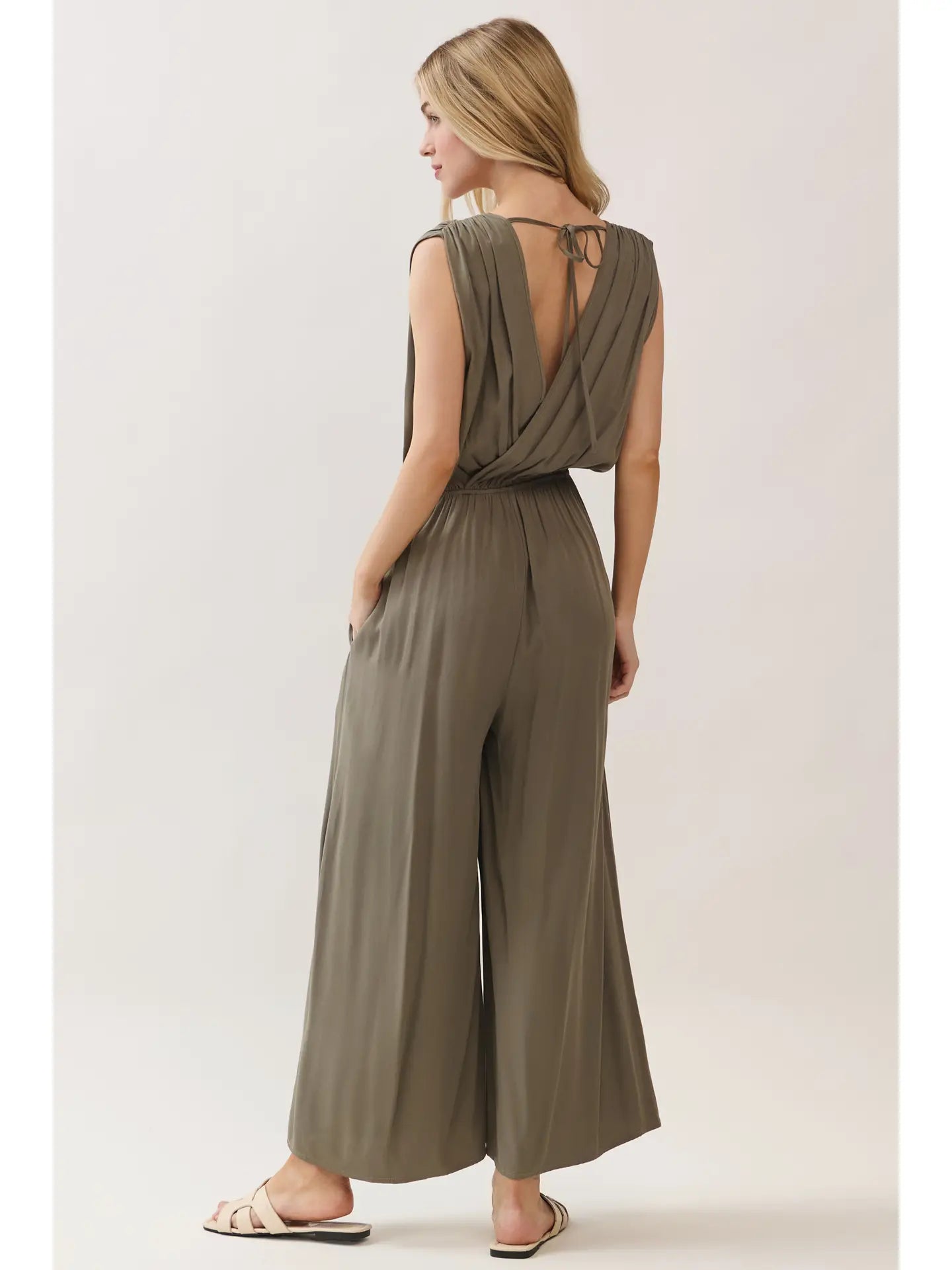 MONA  SLEEVELESS JUMPSUIT
