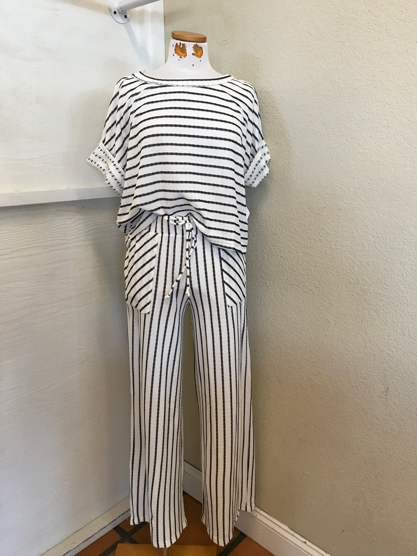 TAMIA KNIT PANTS