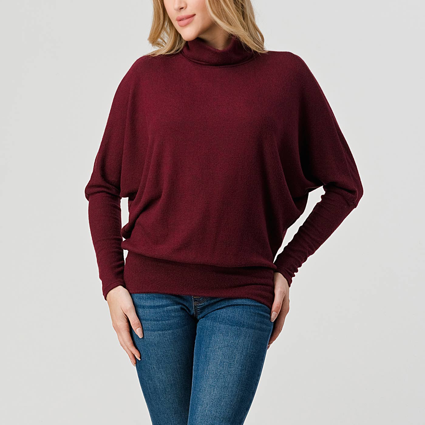 LESLIE TURTLENECK TOP