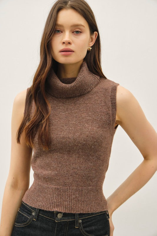 DANIELLE SLEEVELESS TURTLENECK