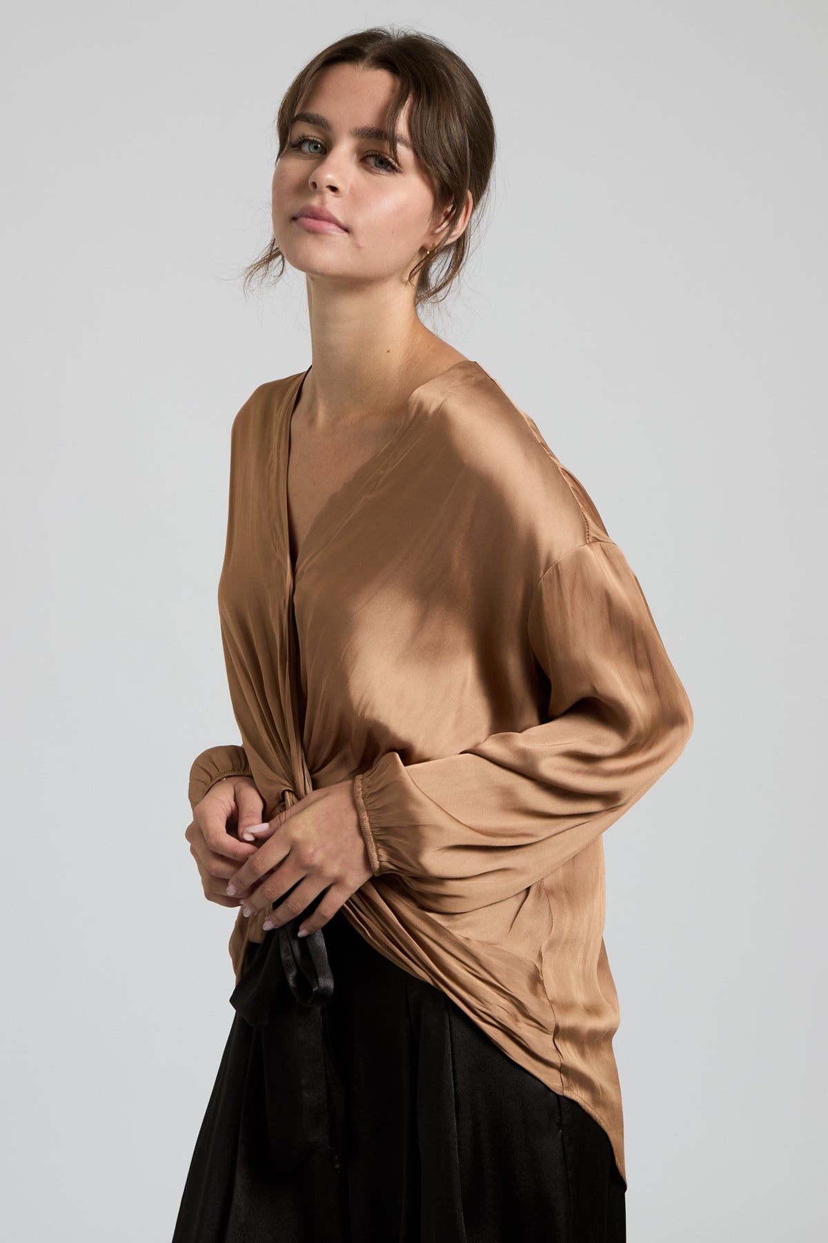 LANEY TWIST FRONT BLOUSE