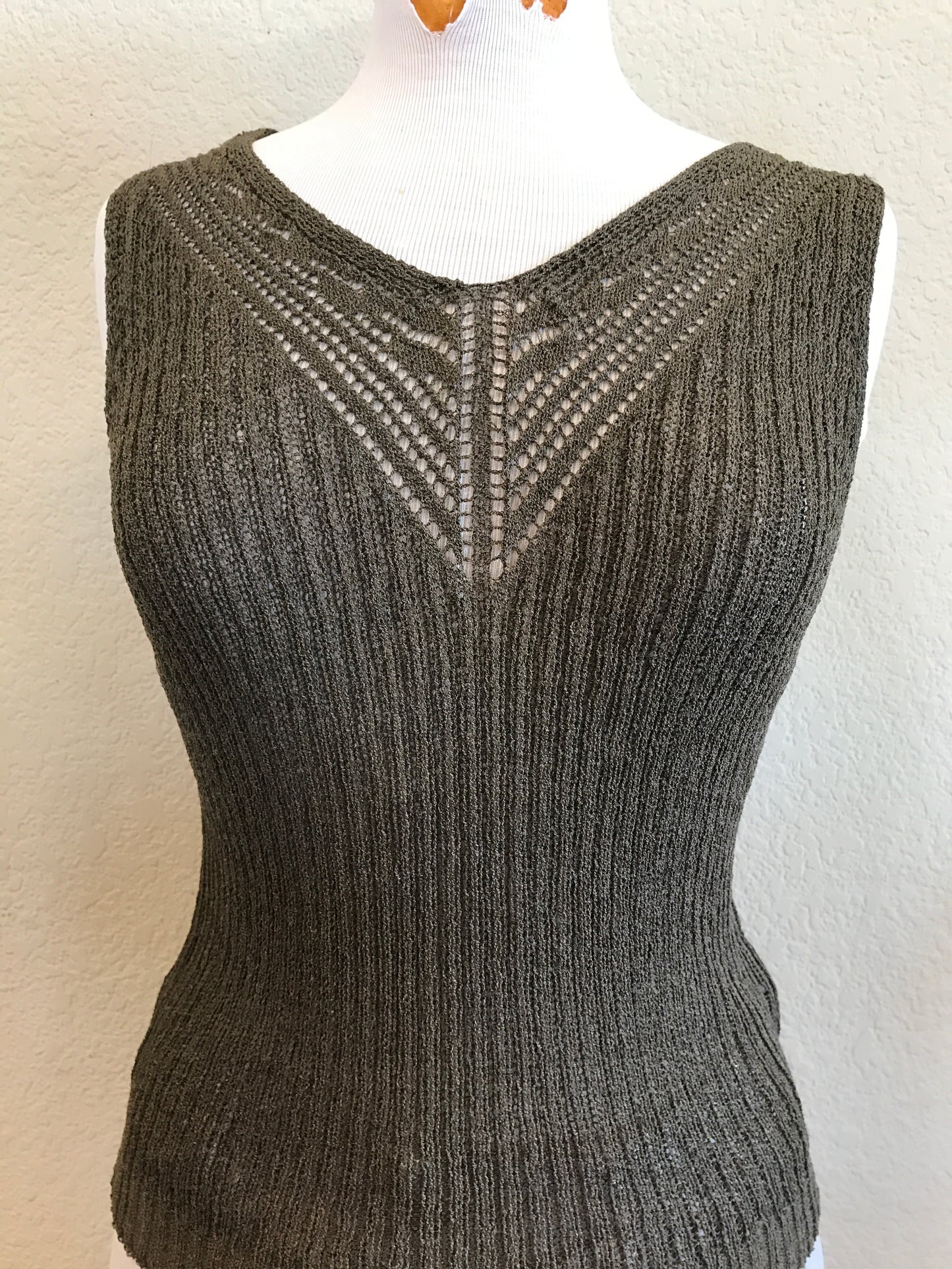 HILLARY SWEATER TANK