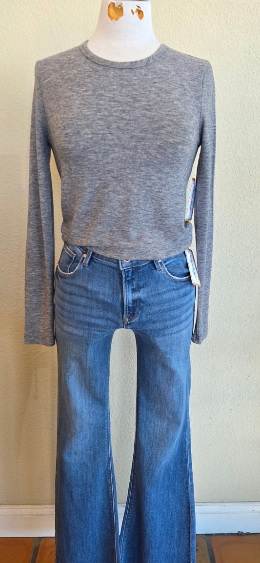 VANESSA LONG SLEEVE TEE