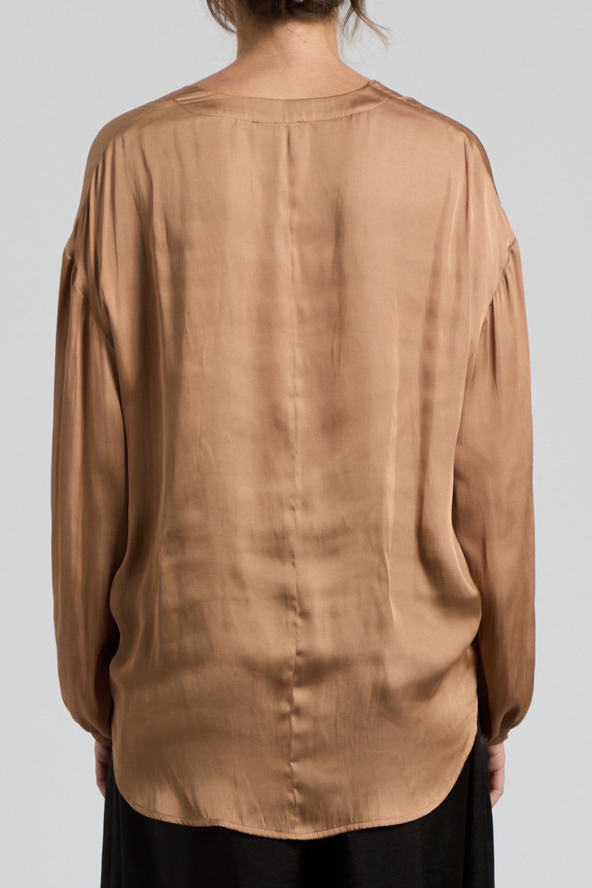 LANEY TWIST FRONT BLOUSE