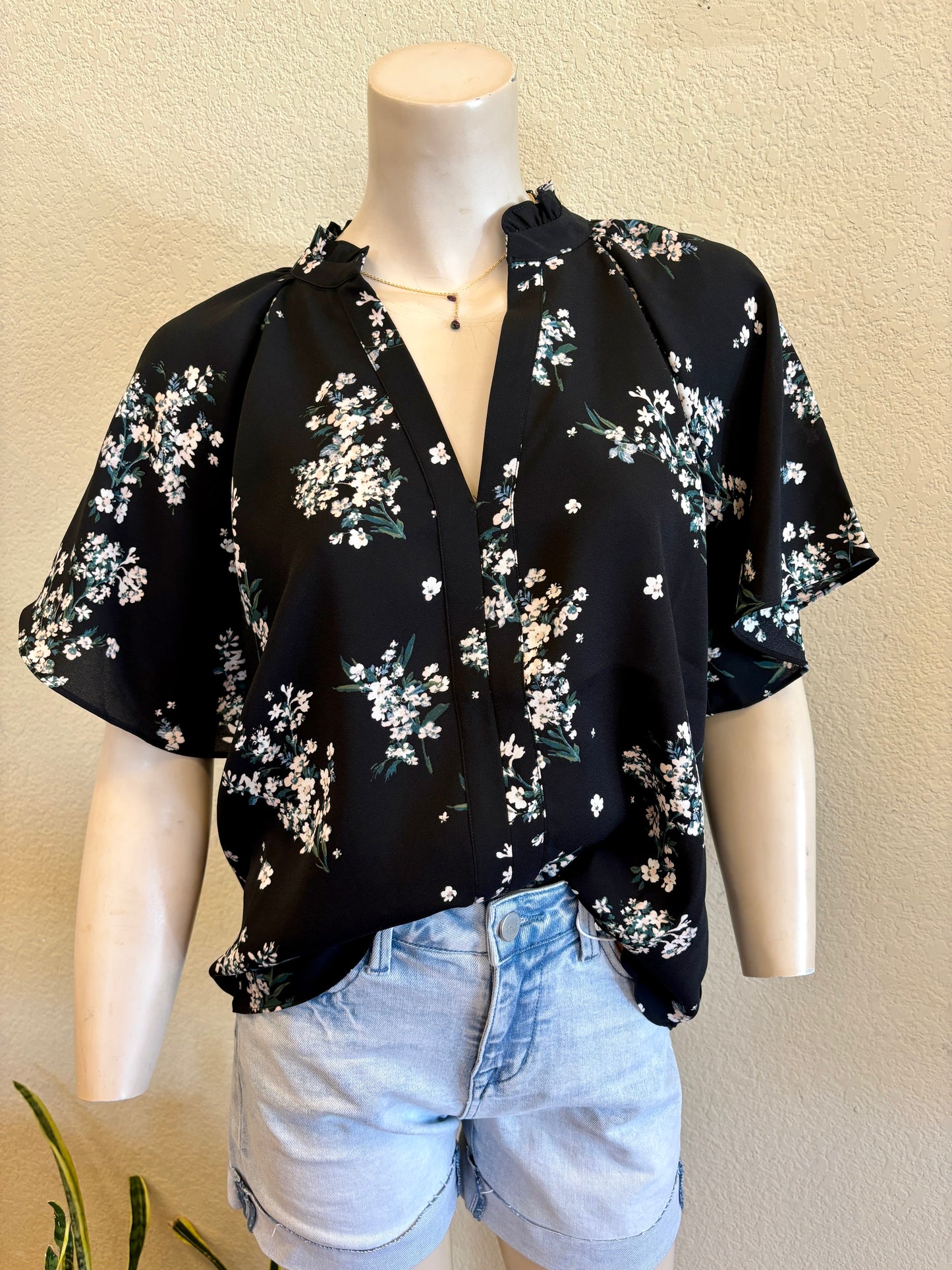 VANESSA FLORAL BLOUSE