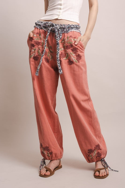 PAULA EMBROIDERED PANT