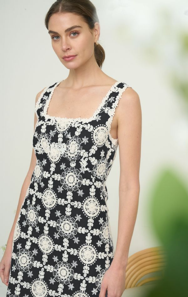 MEGAN EMBROIDERED DRESS