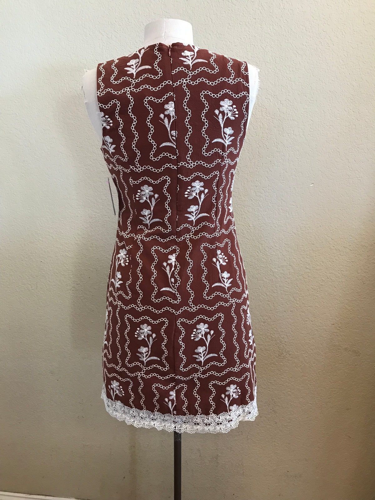 ABBY EMBROIDERED FLORAL DRESS