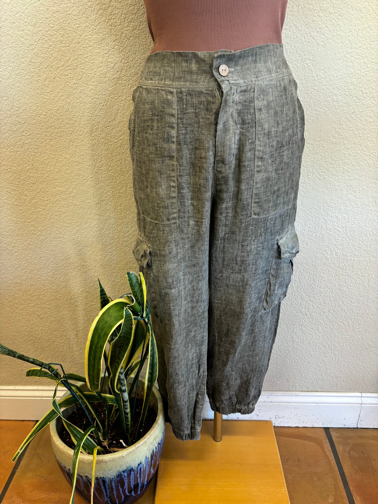 ELIZABETH LINEN CARGO PANTS