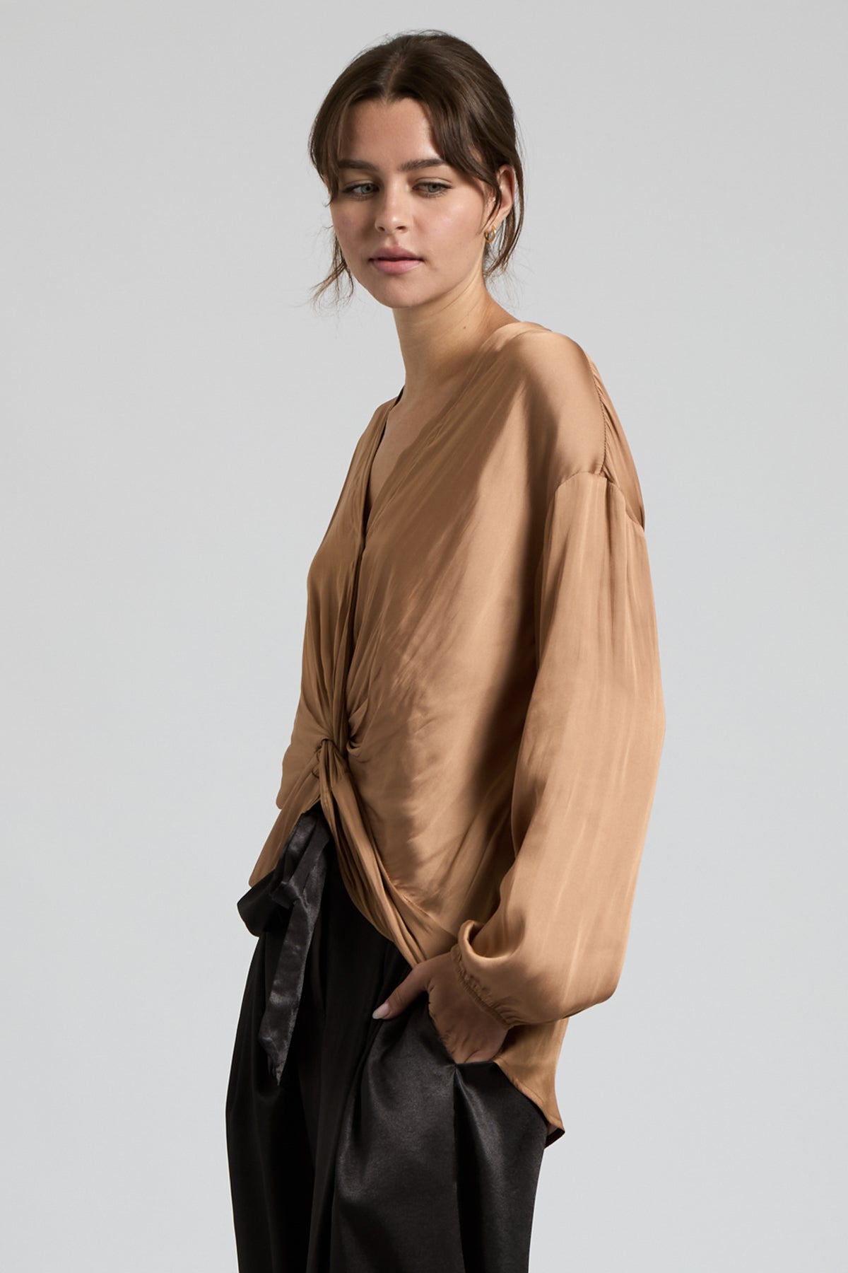 LANEY TWIST FRONT BLOUSE